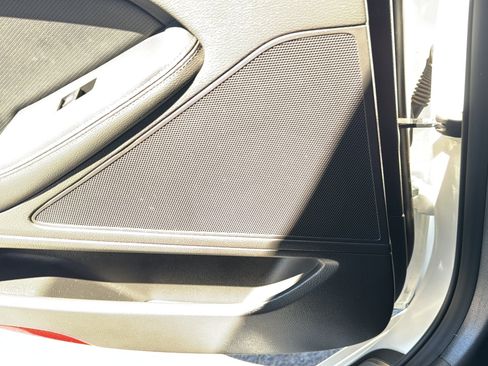 Used 2020 Genesis G80 3.8 RWD image 21
