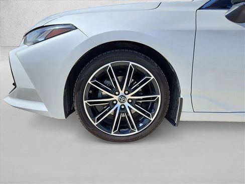Used 2019 Toyota Avalon Touring w/ Advanced Safety Package FWD image 21