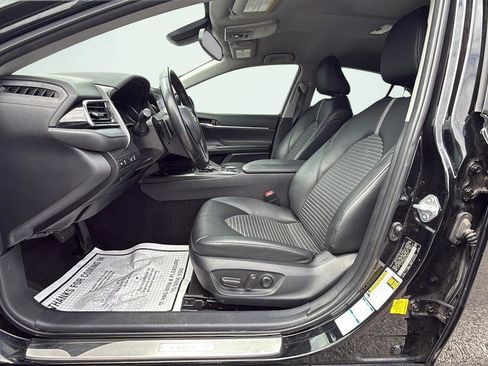 Used 2023 Toyota Camry SE w/ Convenience Package AWD/4WD image 20