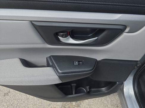 Certified 2019 Honda CR-V LX image 12