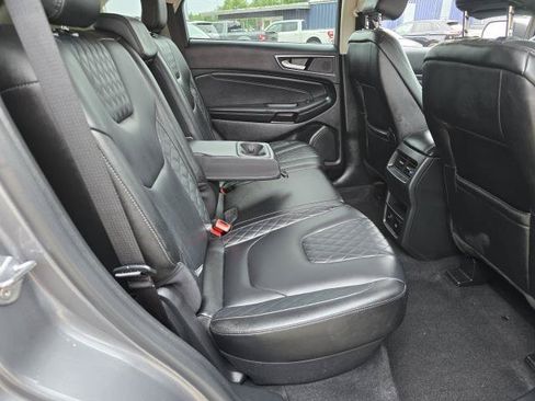 Used 2024 Ford Edge Titanium AWD/4WD image 12