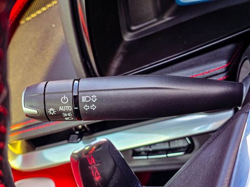 Used 2024 Chevrolet Corvette Stingray Preferred Conv image 32