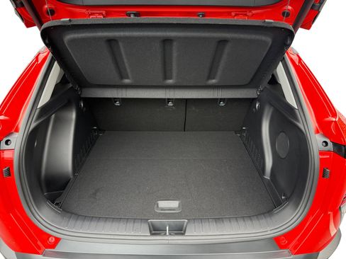 Certified 2025 Hyundai Kona Limited image 17