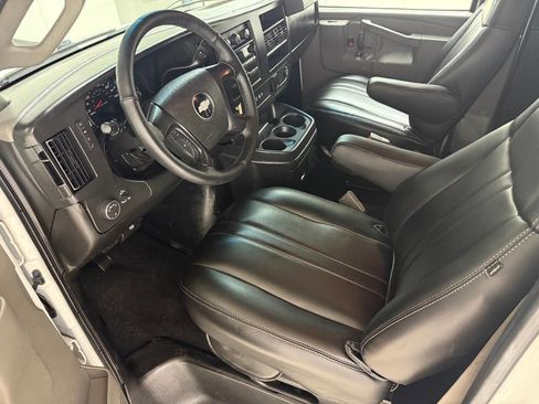Used 2016 Chevrolet Express 3500 LT w/ LT Preferred Equipment Group image 49