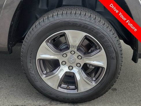Used 2019 RAM 1500 Limited RWD image 34