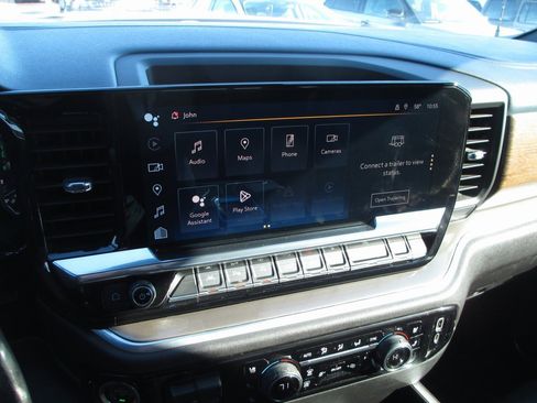 Used 2022 Chevrolet Silverado 1500 High Country w/ High Country Premium Package image 29