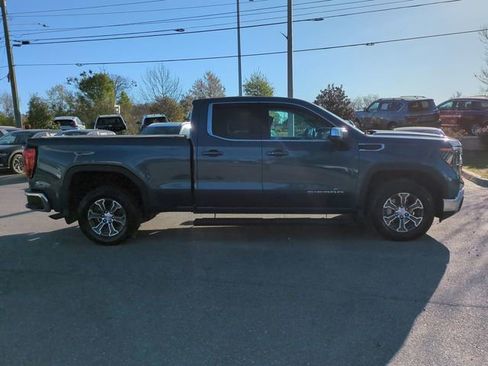 Used 2024 GMC Sierra 1500 SLE w/ Preferred Package image 4