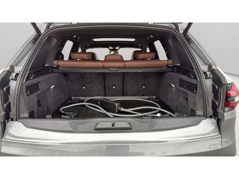 Used 2026 BMW X5 xDrive50e w/ Climate Comfort Package image 25