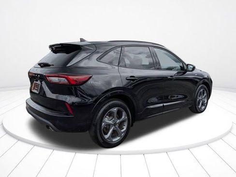 Used 2023 Ford Escape ST-Line w/ Tech Pack #1 FWD image 3