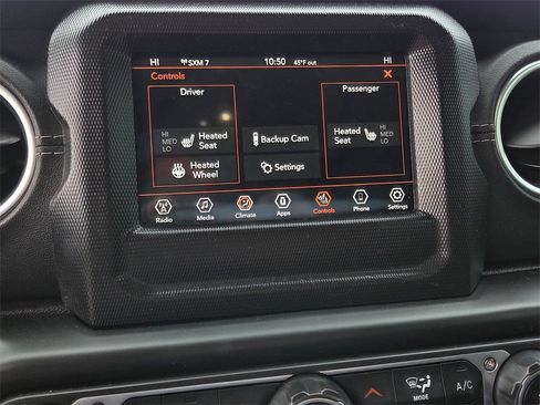 Used 2018 Jeep Wrangler Unlimited Sahara w/ Cold Weather Group image 11