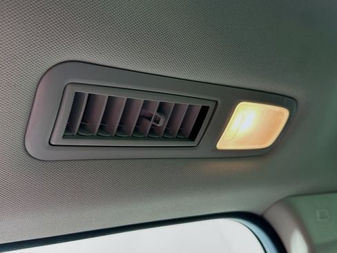 Used 2024 Subaru Ascent Premium image 25