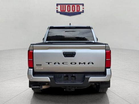 Used 2024 Toyota Tacoma SR5 AWD/4WD image 3