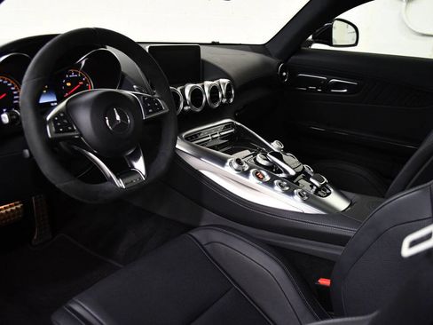Used 2018 Mercedes-Benz AMG GT C image 11