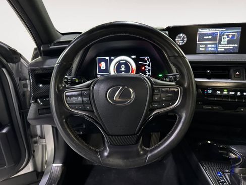 Used 2019 Lexus UX 200 w/ Accessory Package 2 image 16