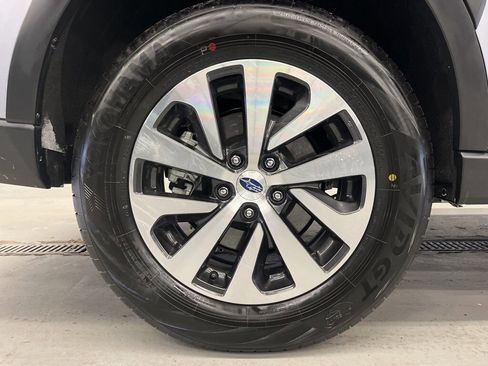 Certified 2025 Subaru Outback Premium w/ Popular Package #1A image 34