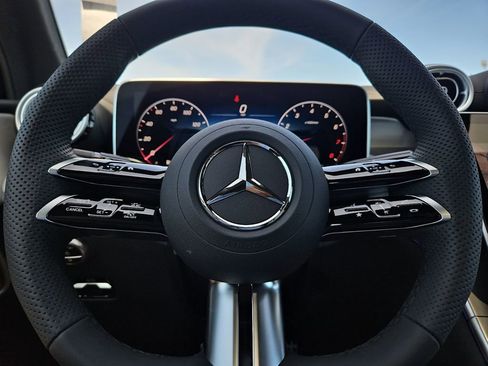 New 2026 Mercedes-Benz GLC 300 4MATIC image 30