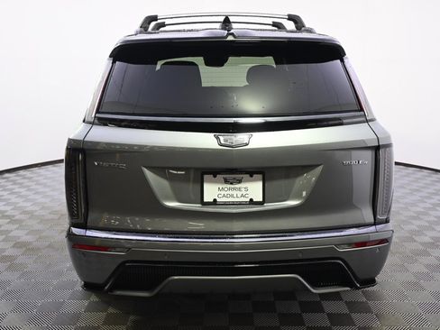 New 2026 Cadillac Vistiq Platinum image 5