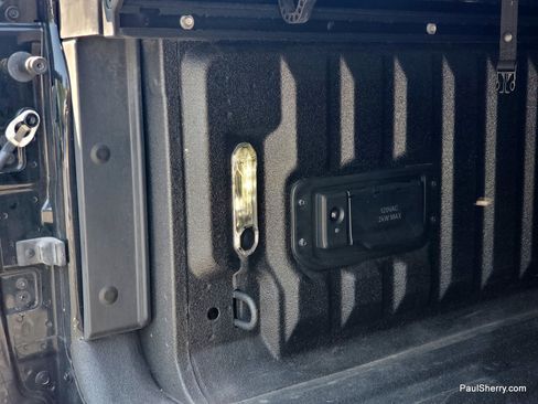 Used 2025 RAM 1500 Tungsten w/ Off Road Group AWD/4WD image 22