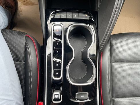 Used 2023 Buick Envision Essence w/ Sport Touring Package image 23