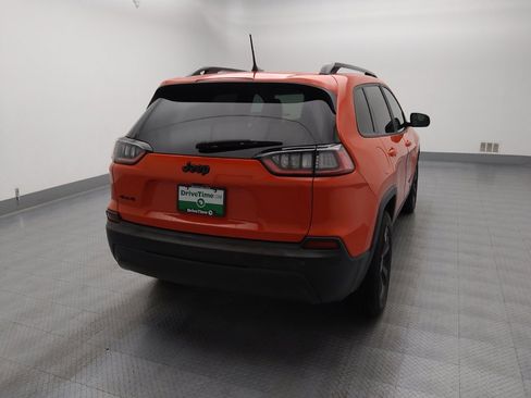 Used 2021 Jeep Cherokee Latitude Plus AWD/4WD image 7
