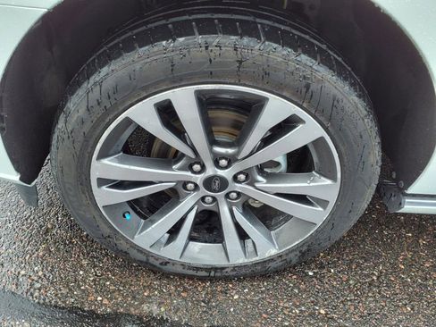 Certified 2021 Ford Expedition Platinum image 21