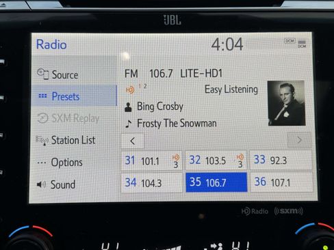 Used 2018 Toyota Camry XLE image 27
