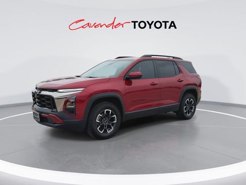 Used 2026 Chevrolet Equinox ACTIV w/ Convenience Package III FWD image 4