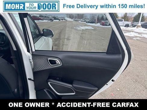 Used 2023 Kia Soul LX w/ LX Technology Package image 27