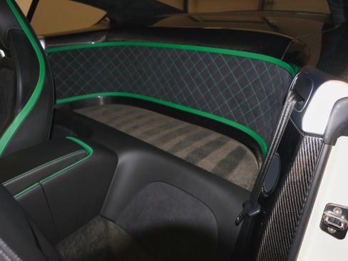 Used 2015 Bentley Continental GT3-R image 27