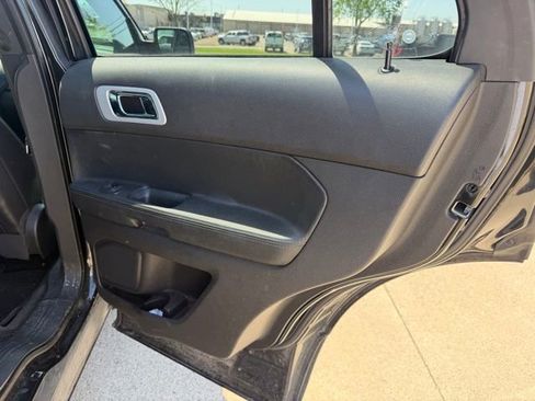 Used 2013 Ford Explorer Limited AWD/4WD image 19