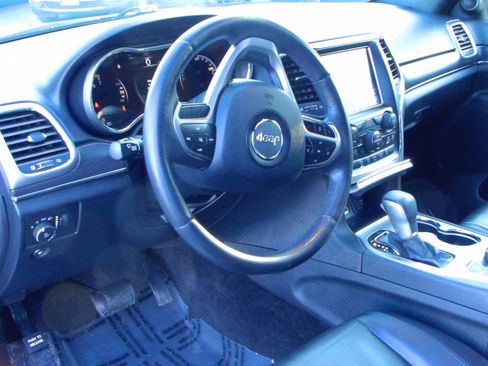 Used 2018 Jeep Grand Cherokee Limited w/ Trailer Tow Group IV image 5