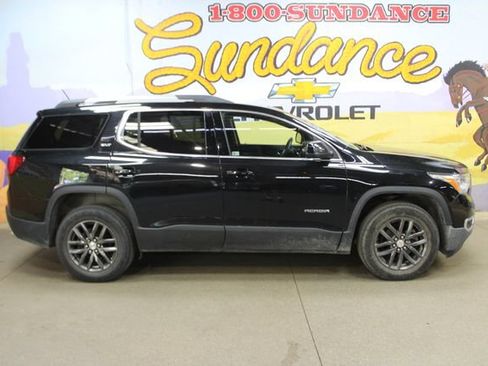 Used 2018 GMC Acadia SLT AWD/4WD image 1