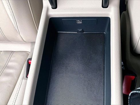 Used 2022 Audi A4 2.0T Premium w/ Convenience Package image 16