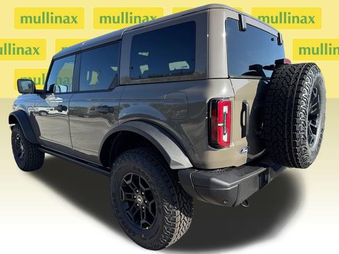 New 2026 Ford Bronco Badlands AWD/4WD image 4