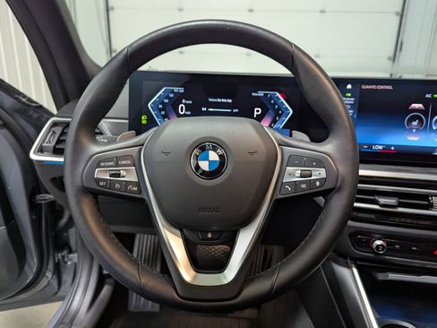 Used 2024 BMW 330i xDrive 330i xDrive w/ Convenience Package image 17