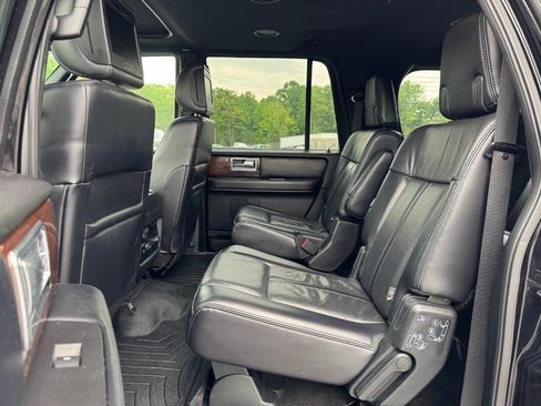 Used 2017 Lincoln Navigator L Select AWD/4WD image 16