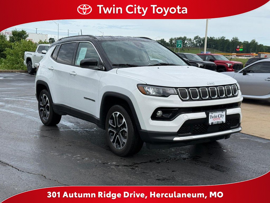 Used 2022 Jeep Compass Limited AWD/4WD image 1