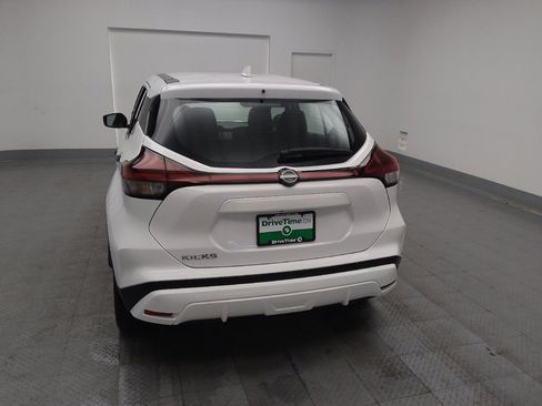 Used 2022 Nissan Kicks S image 6