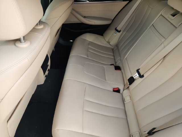 Used 2019 BMW 530e RWD image 30