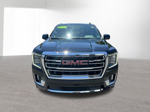 Used 2022 GMC Yukon SLT w/ SLT Luxury Package AWD/4WD image 8