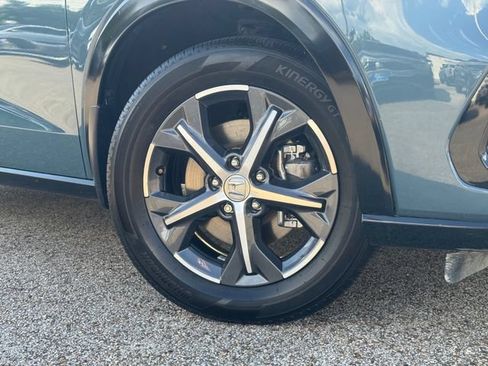 Used 2025 Honda HR-V EX-L image 2