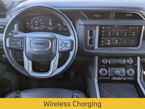 Used 2024 GMC Yukon XL Denali image 27