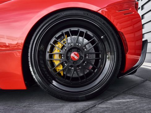 Used 2022 Ferrari SF90 Spider image 26