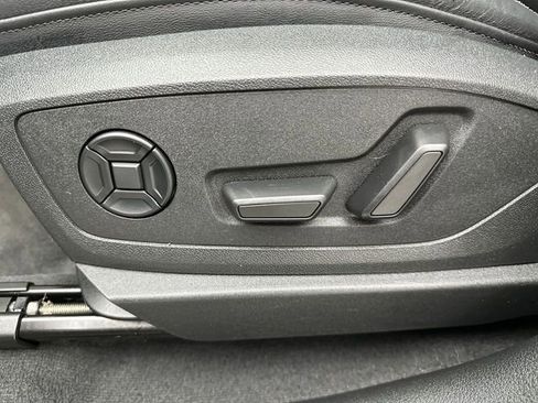 Certified 2024 Audi Q8 e-tron Premium image 12