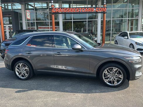 Used 2022 Genesis GV70 2.5T w/ Advanced Package AWD/4WD image 1