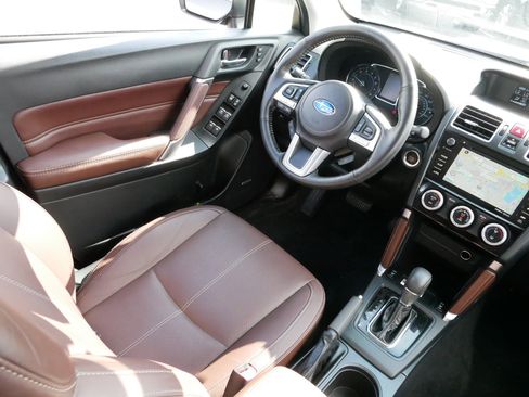 Used 2018 Subaru Forester 2.5i Touring image 9