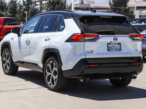 Used 2023 Toyota RAV4 XSE w/ Premium Package AWD/4WD image 5