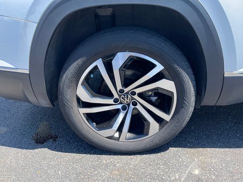 Certified 2023 Volkswagen Atlas SEL AWD/4WD image 33
