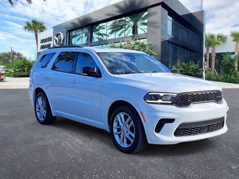 Used 2024 Dodge Durango GT image 3