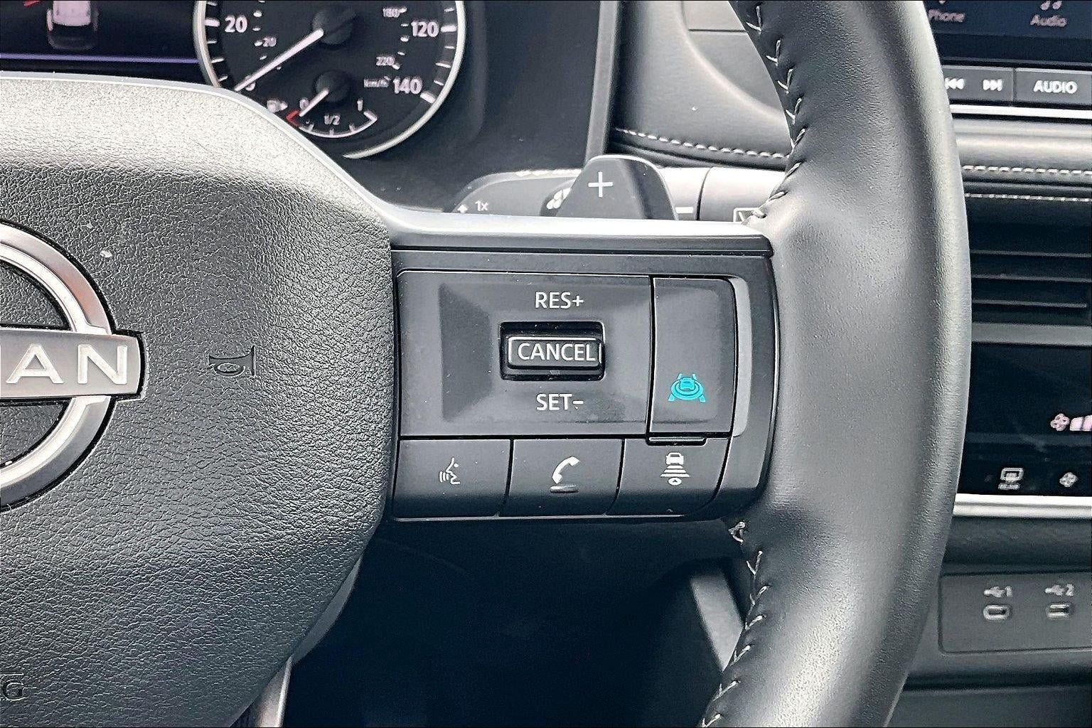 Used 2025 Nissan Rogue SV AWD/4WD image 20